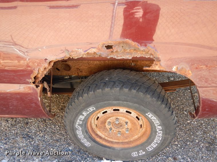 image for item ER9918 2003 Chevrolet Silverado 1500 pickup truck