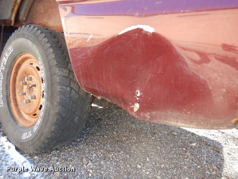 image for item ER9918 2003 Chevrolet Silverado 1500 pickup truck