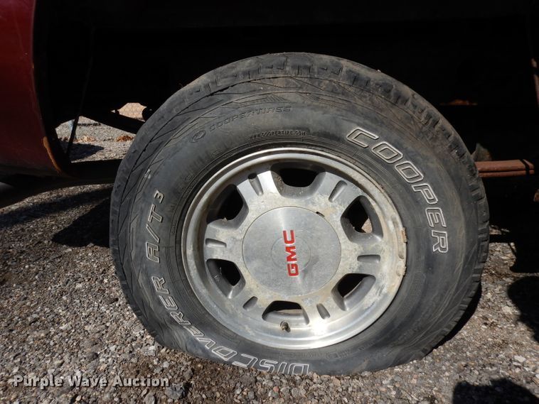 image for item ER9918 2003 Chevrolet Silverado 1500 pickup truck