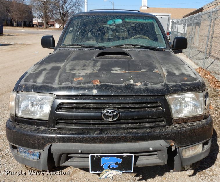 image for item ER9921 1997 Toyota 4Runner SUV