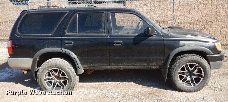 image for item ER9921 1997 Toyota 4Runner SUV