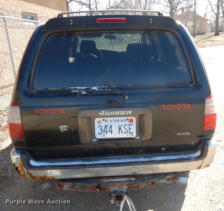 image for item ER9921 1997 Toyota 4Runner SUV