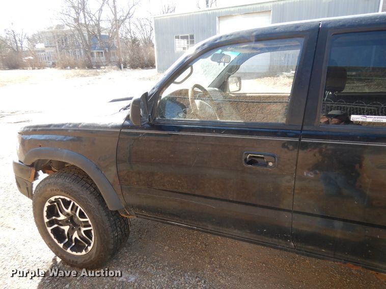 image for item ER9921 1997 Toyota 4Runner SUV