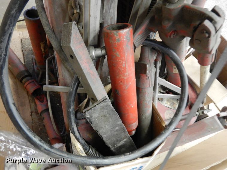 image for item ER9937 Power Post PK100 automotive frame puller