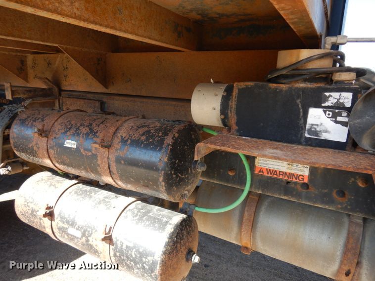 image for item ER9959 1995 Freightliner FL80 dump truck