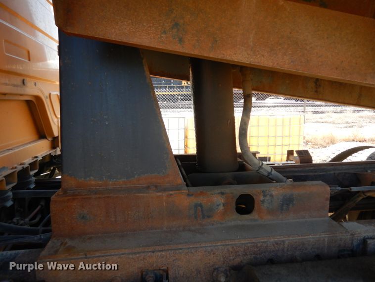 image for item ER9959 1995 Freightliner FL80 dump truck