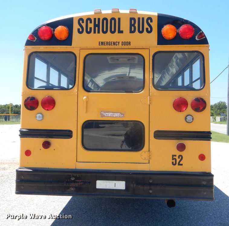 image for item FC9833 1995 International 3800 school bus