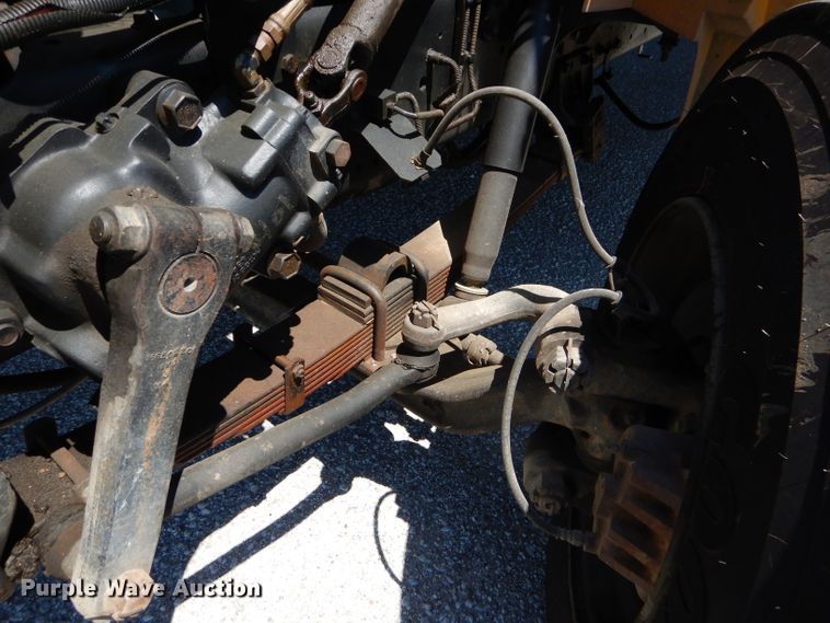 image for item FC9833 1995 International 3800 school bus