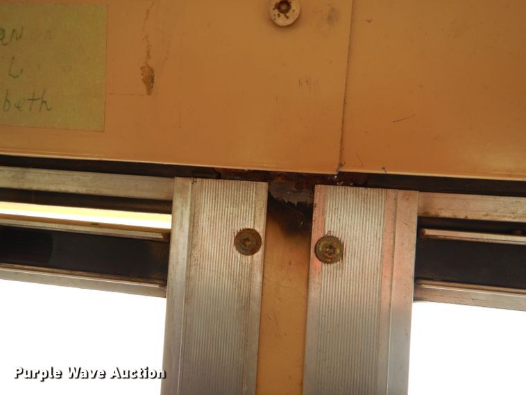 image for item FC9833 1995 International 3800 school bus