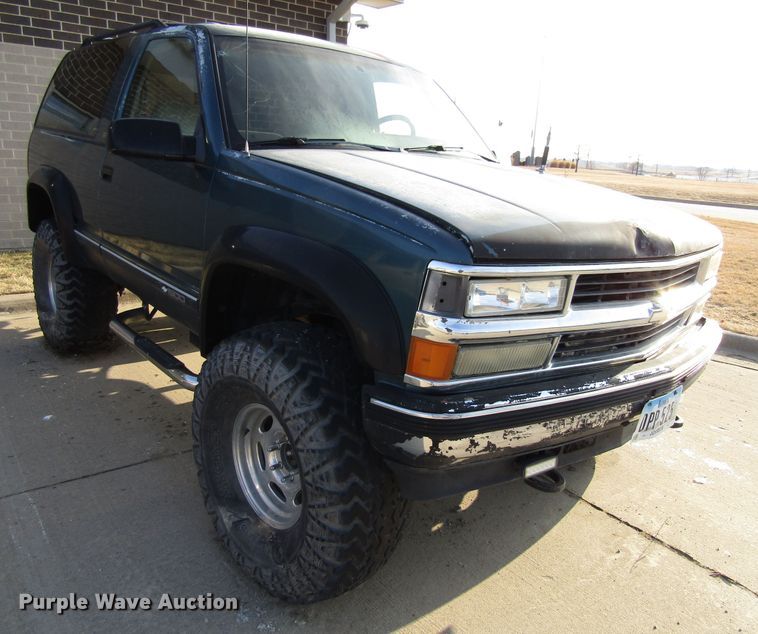 image for item FD9368 1992 Chevrolet K1500 Blazer SUV