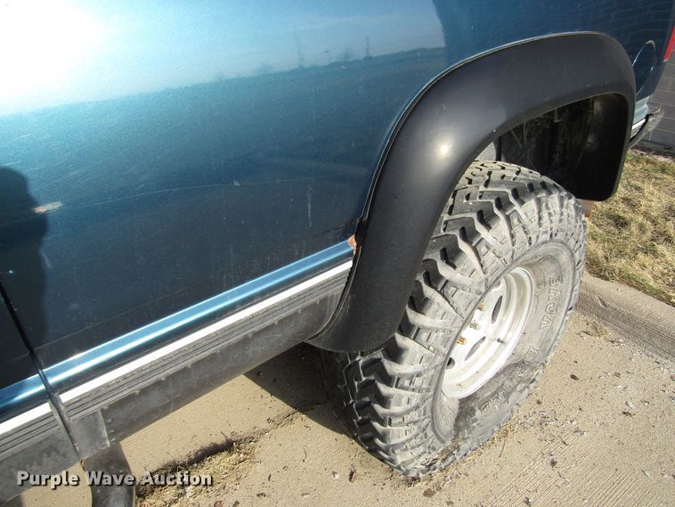 image for item FD9368 1992 Chevrolet K1500 Blazer SUV