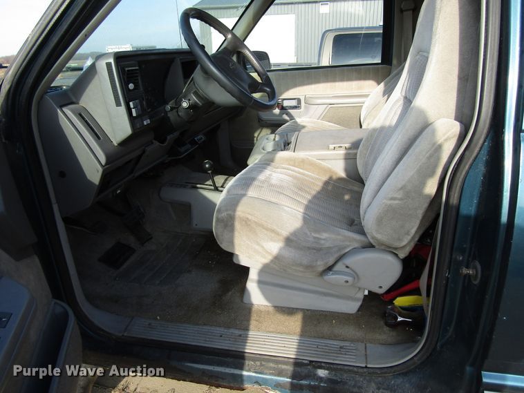 image for item FD9368 1992 Chevrolet K1500 Blazer SUV