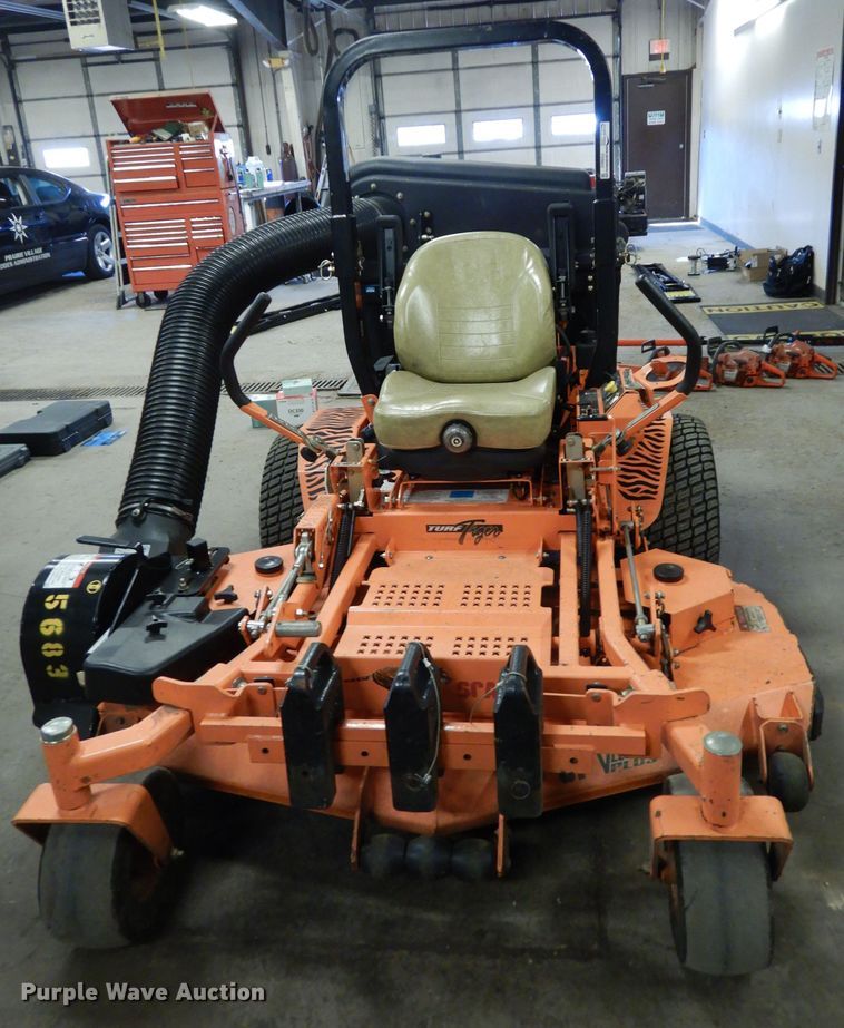 image for item FD9822 Scag Turf Tiger ZTR lawn mower