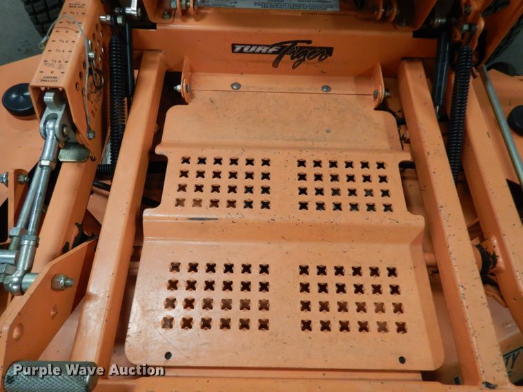 image for item FD9822 Scag Turf Tiger ZTR lawn mower