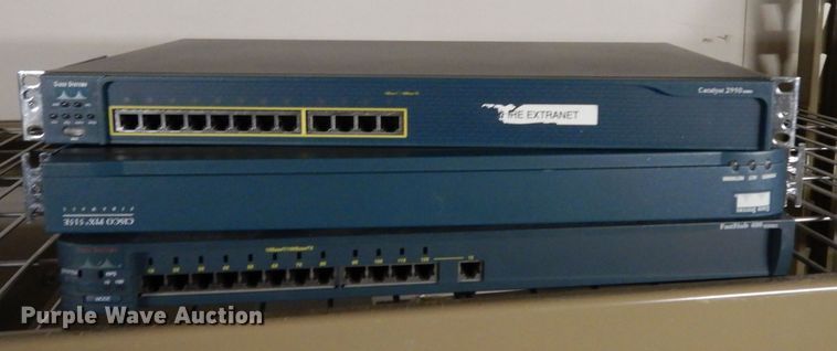 image for item FD9825 Approximately 33 routers