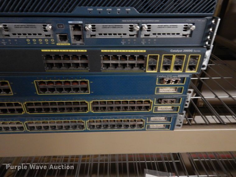 image for item FD9825 Approximately 33 routers