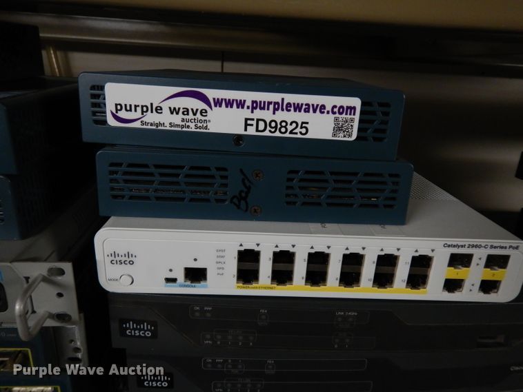 image for item FD9825 Approximately 33 routers