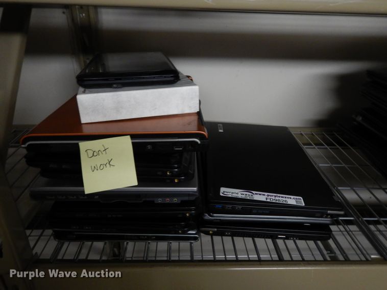 image for item FD9826 Approximately 39 laptops