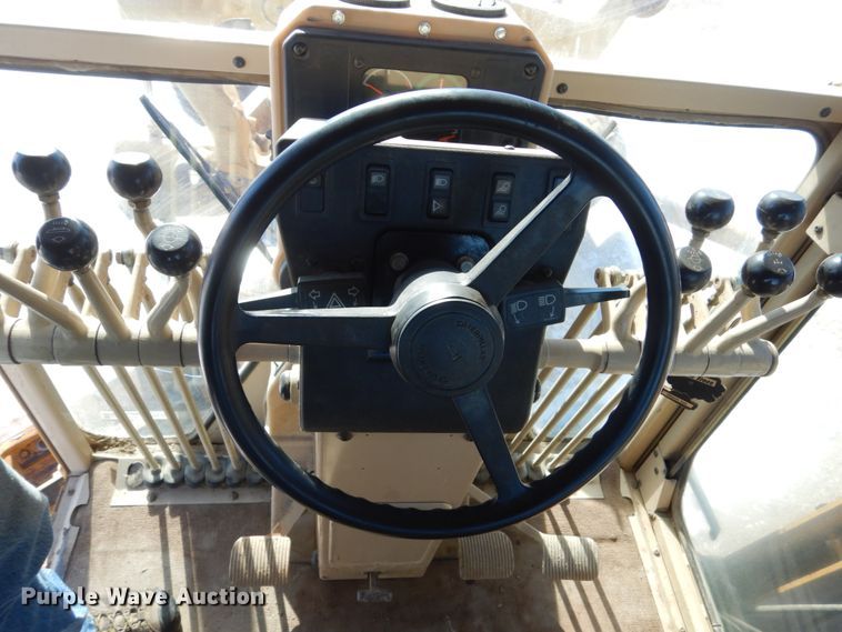 image for item FU9217 2004 Caterpillar 140H VHP Plus motor grader