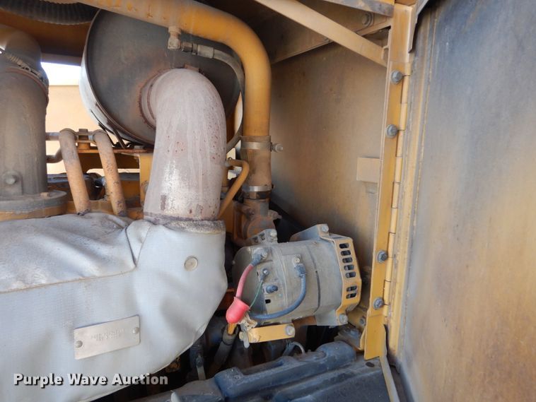 image for item FU9217 2004 Caterpillar 140H VHP Plus motor grader