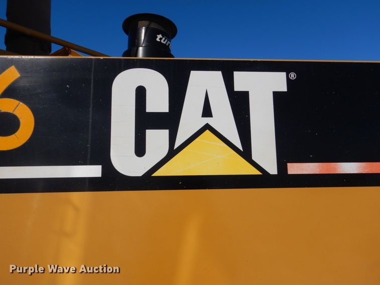 image for item FU9217 2004 Caterpillar 140H VHP Plus motor grader