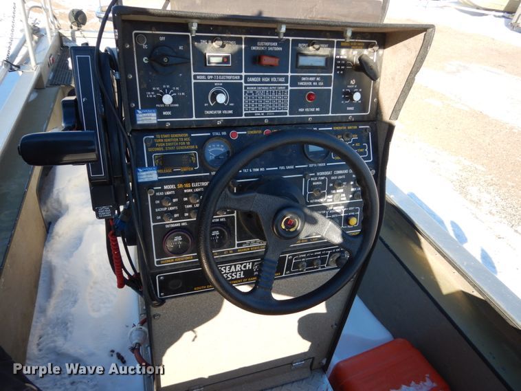 image for item FU9218 1999 Smith Root SR-16S electrofisher research vessel