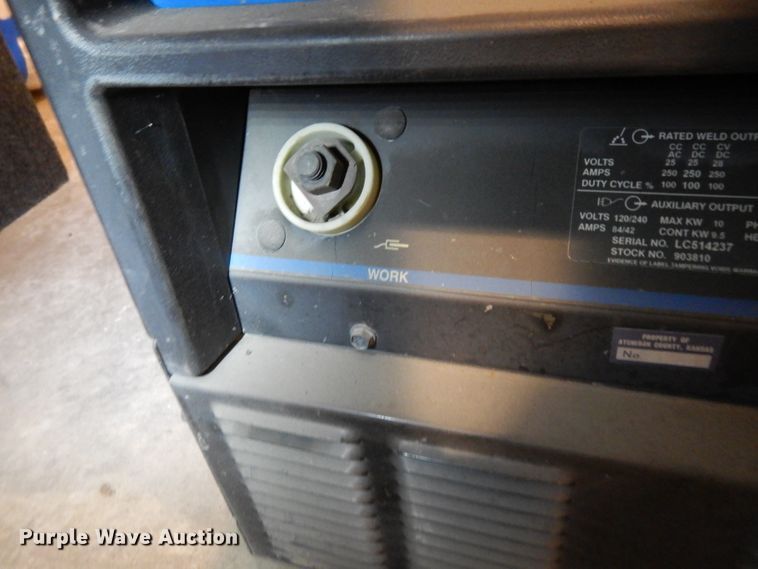 image for item FY9443 (2) welder/generators