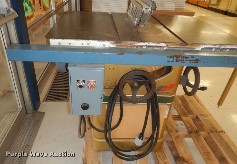 image for item FY9459 Powermatic 66 table saw