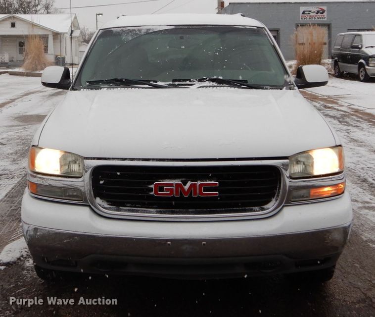 image for item GC9475 2004 GMC Yukon SUV