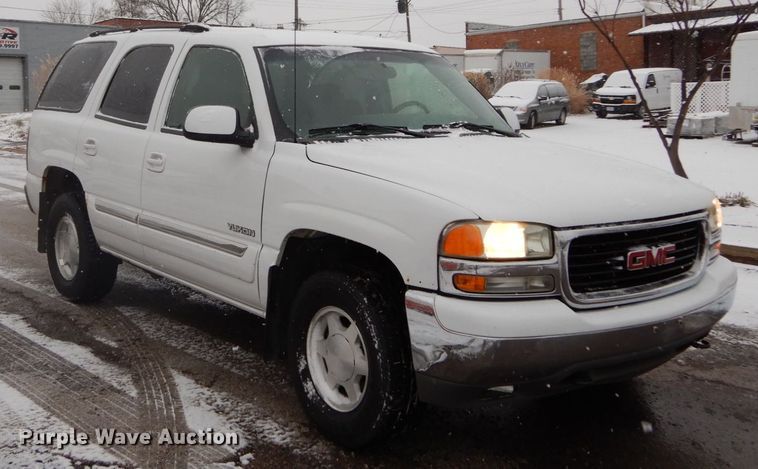 image for item GC9475 2004 GMC Yukon SUV