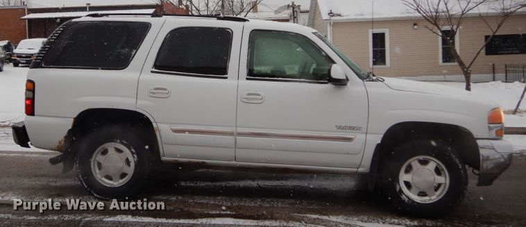 image for item GC9475 2004 GMC Yukon SUV