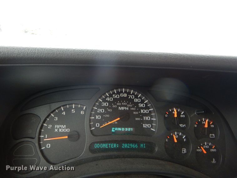 image for item GC9475 2004 GMC Yukon SUV