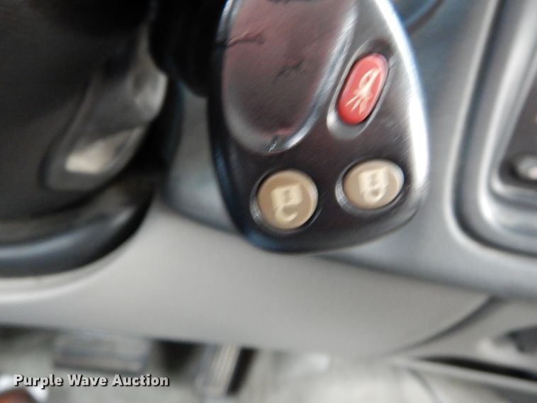 image for item GC9475 2004 GMC Yukon SUV