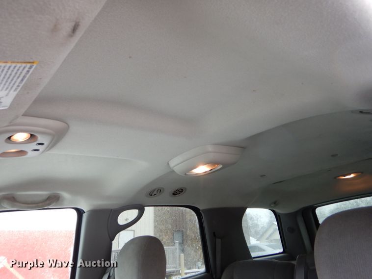 image for item GC9475 2004 GMC Yukon SUV