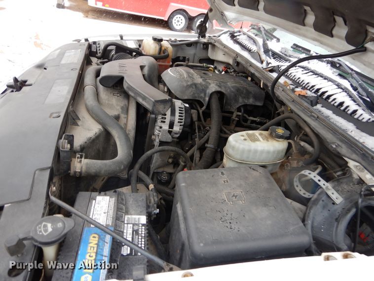 image for item GC9475 2004 GMC Yukon SUV