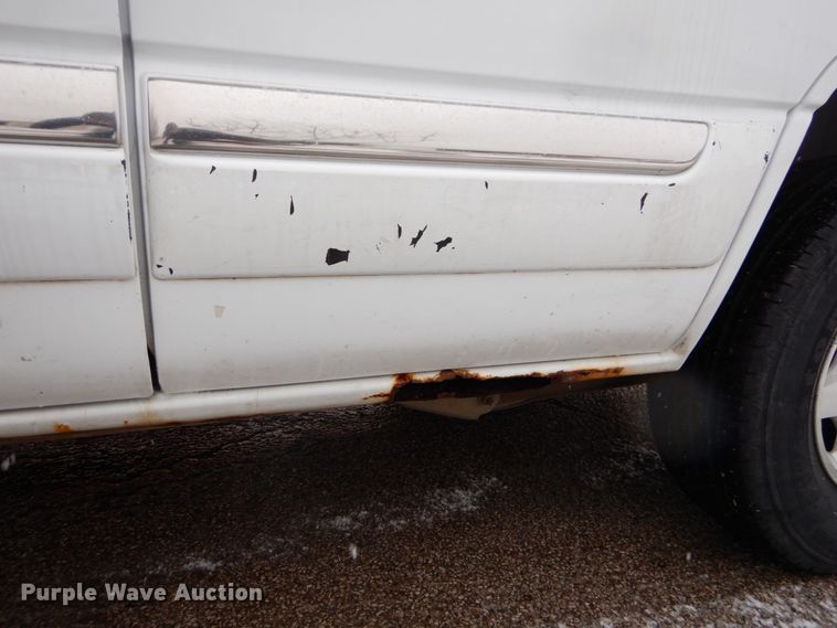 image for item GC9475 2004 GMC Yukon SUV