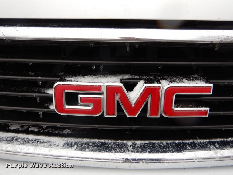 image for item GC9475 2004 GMC Yukon SUV