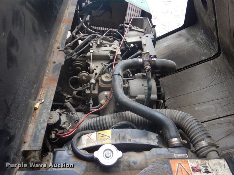 image for item GD9067 1999 Cushman Spraytek utility vehicle