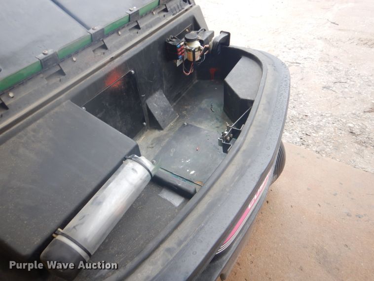 image for item GD9067 1999 Cushman Spraytek utility vehicle