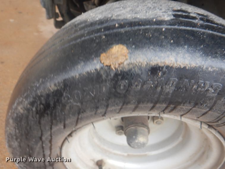 image for item GD9067 1999 Cushman Spraytek utility vehicle