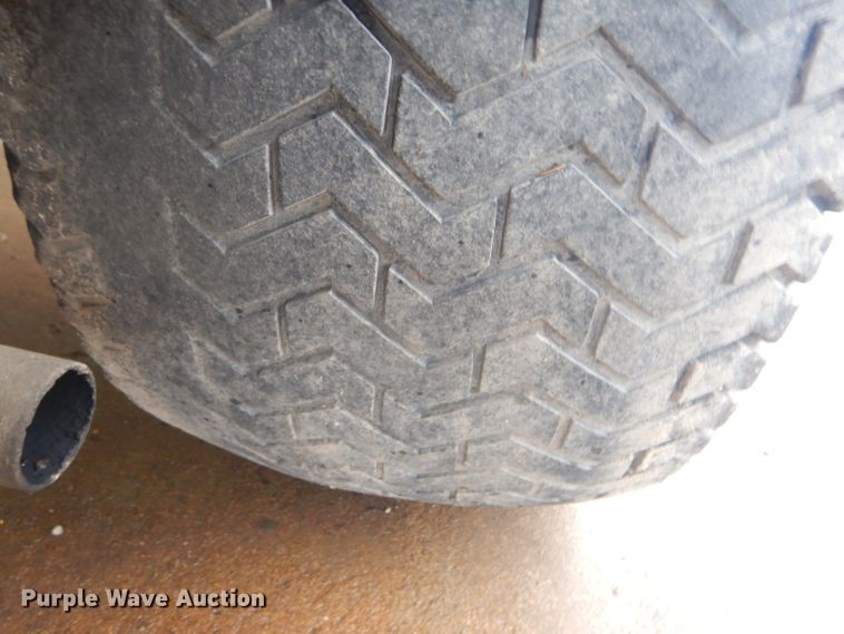 image for item GD9067 1999 Cushman Spraytek utility vehicle