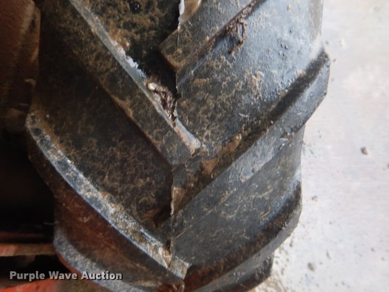 image for item GD9071 Ditch Witch 100SX vibratory cable plow