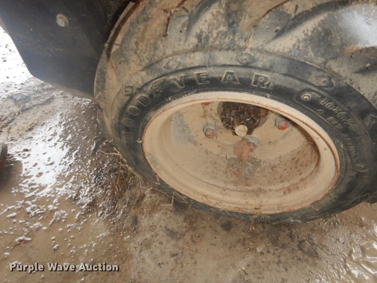 image for item GD9071 Ditch Witch 100SX vibratory cable plow