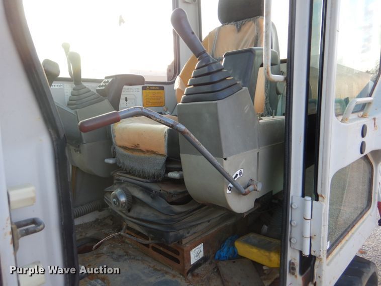 image for item GD9101 Takeuchi TB070 mini excavator