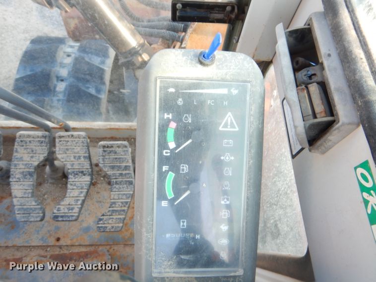 image for item GD9101 Takeuchi TB070 mini excavator