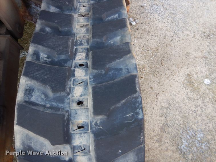 image for item GD9101 Takeuchi TB070 mini excavator