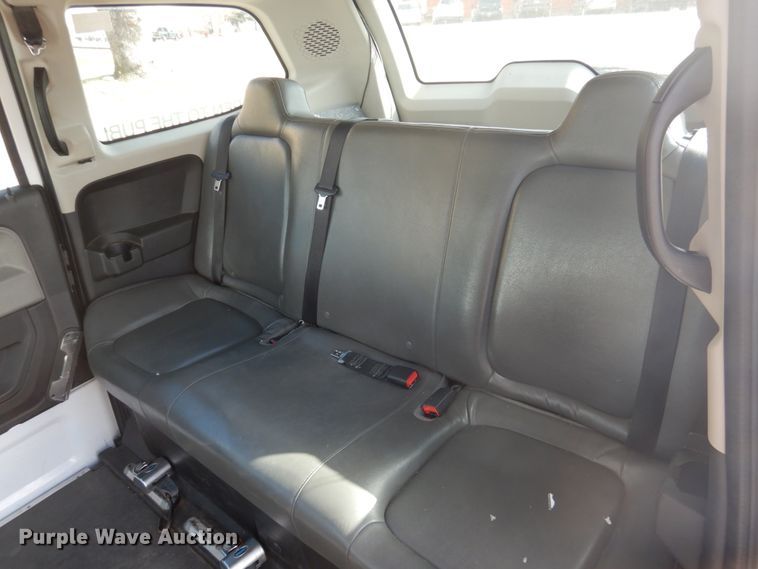 image for item GD9139 2012 VPG MV1CD SUV