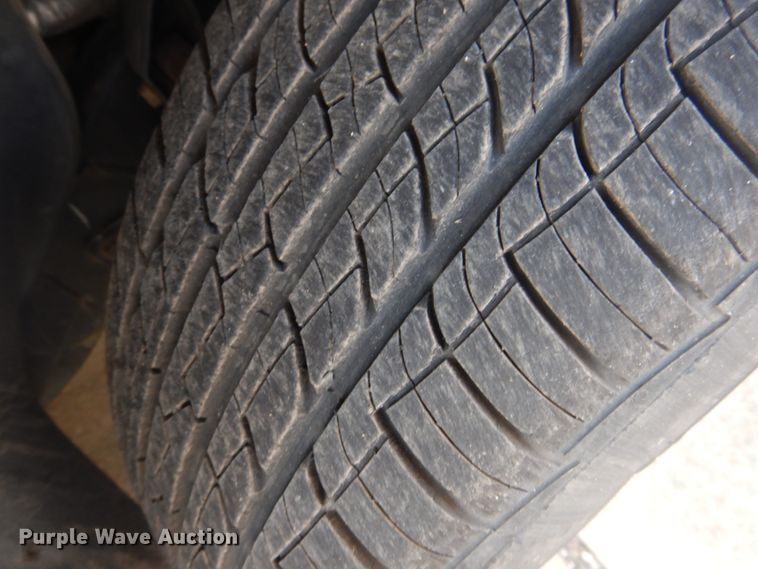 image for item GD9139 2012 VPG MV1CD SUV