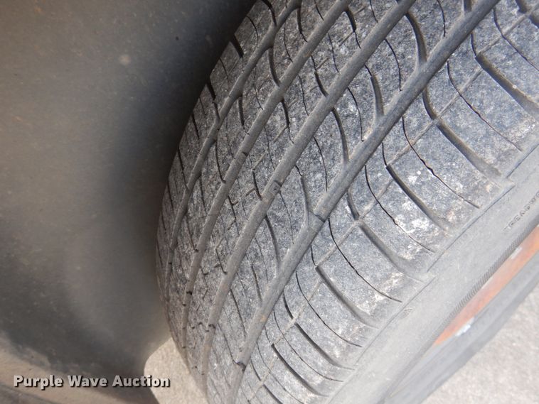 image for item GD9139 2012 VPG MV1CD SUV