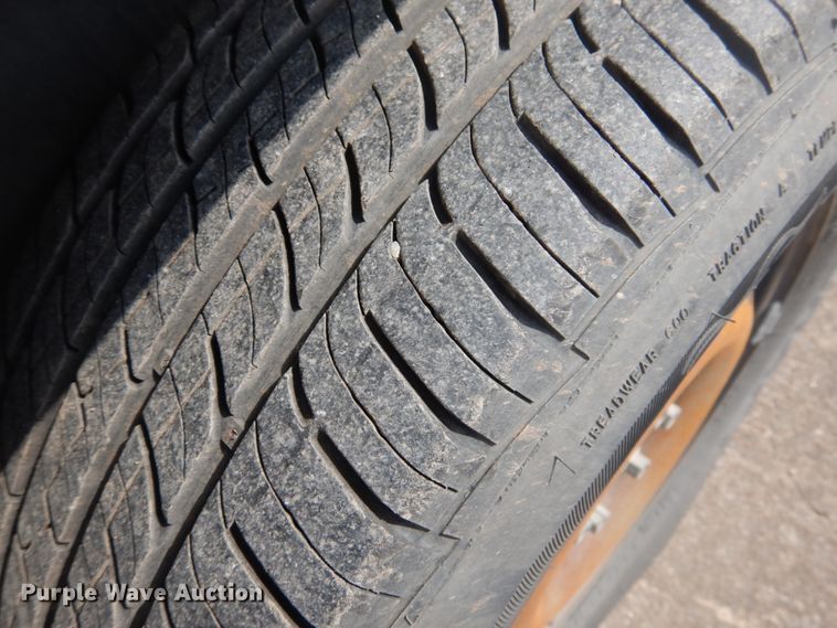 image for item GD9139 2012 VPG MV1CD SUV